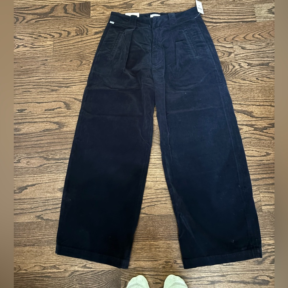 NWT citizens of humanity Cara trouser in navy cordoroy